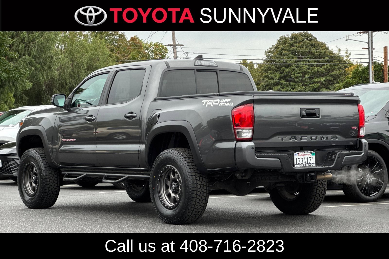 Used 2016 Toyota Tacoma TRD Off-Road RWD image 4