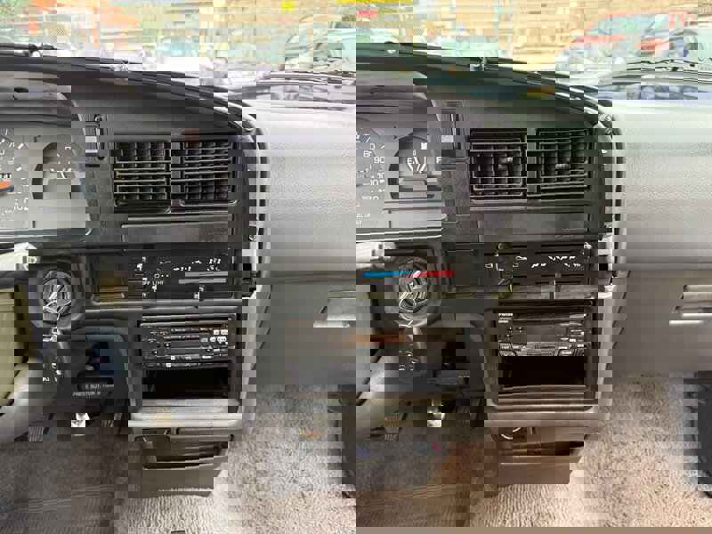 Used 1994 Toyota Pickup 2WD Regular Cab image 18