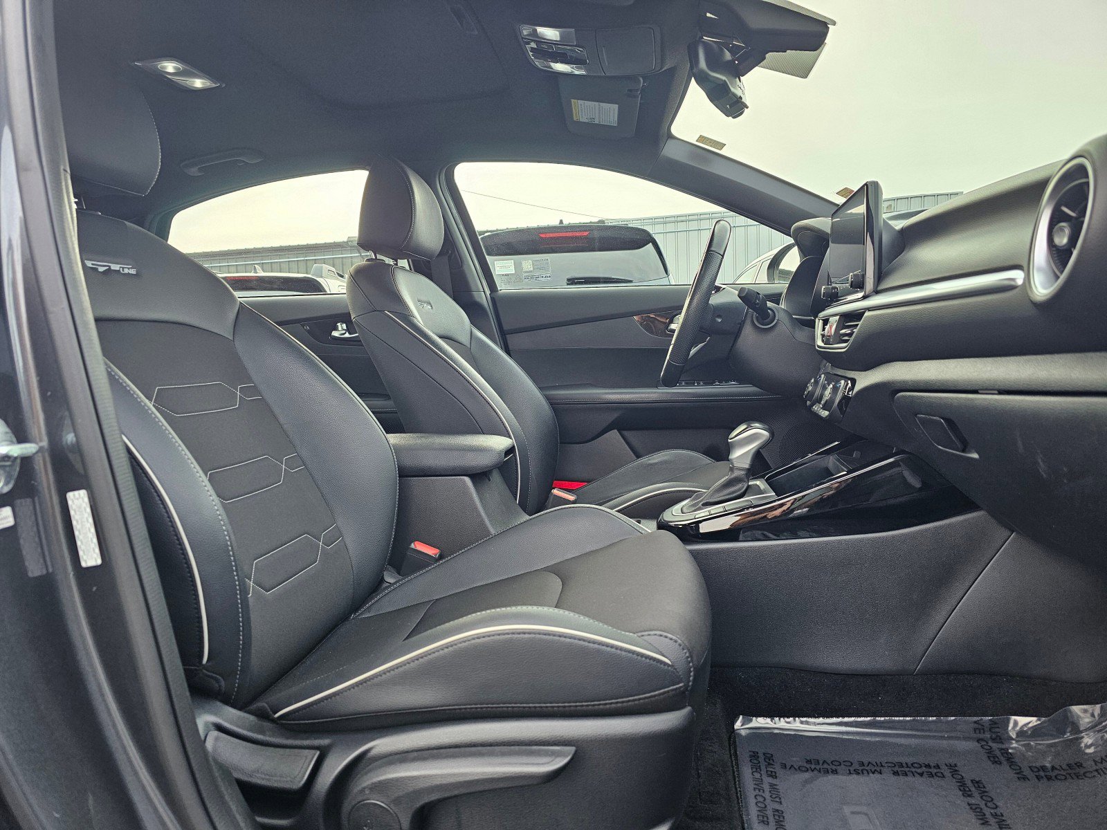 Used 2022 Kia Forte GT-Line w/ GT-Line Premium Package image 10