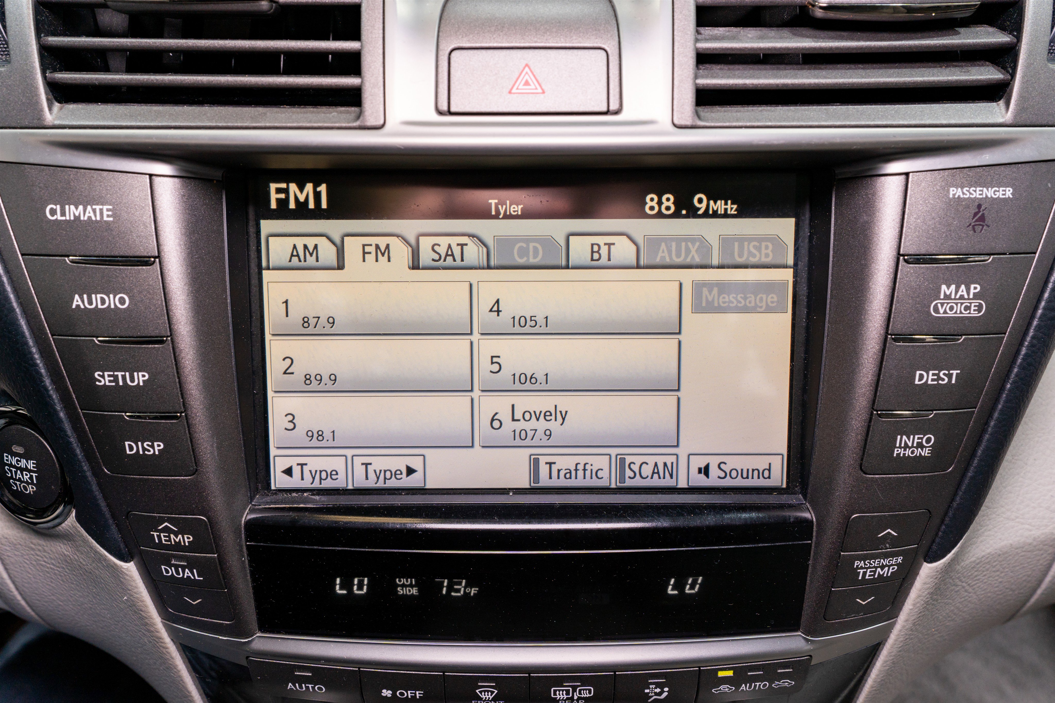 Used 2012 Lexus LS 460 w/ Comfort Pkg image 19