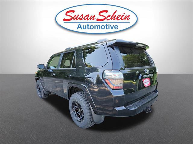 Used 2023 Toyota 4Runner SR5 image 29