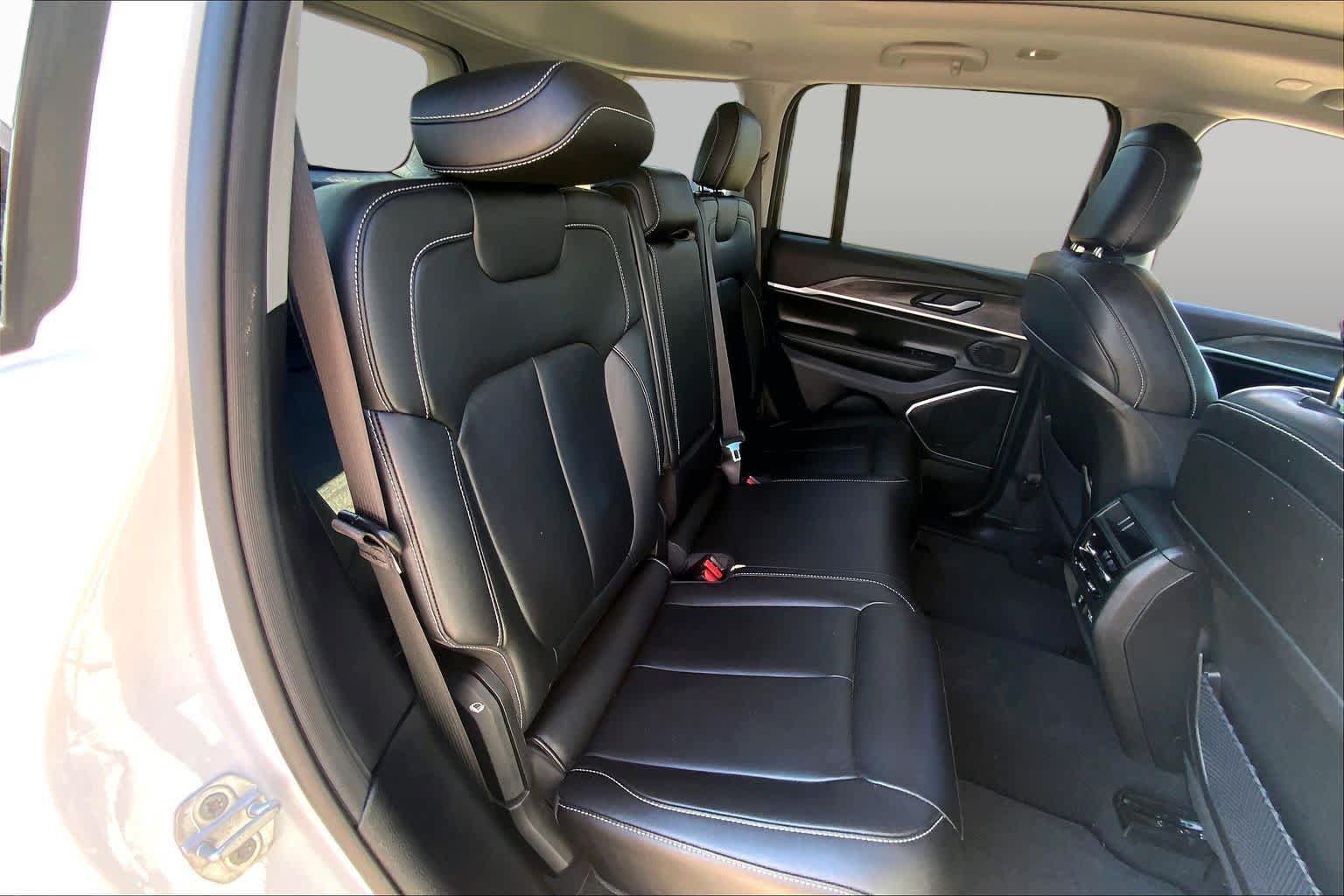Used 2022 Jeep Grand Cherokee Limited 4xe AWD/4WD image 18