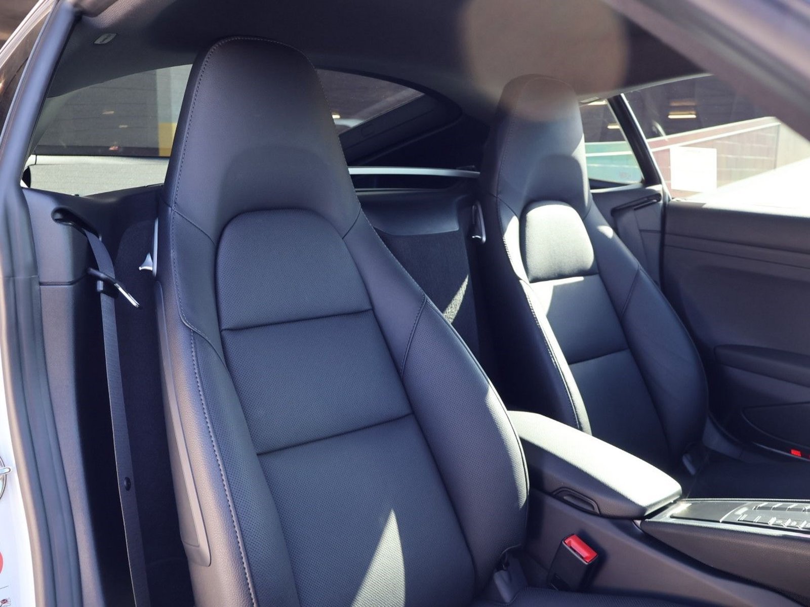 Certified 2024 Porsche 718 Cayman w/ Premium Package RWD image 20