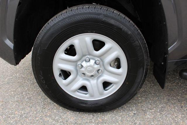 Used 2025 Toyota Tundra SR w/ SR Tow Package image 7