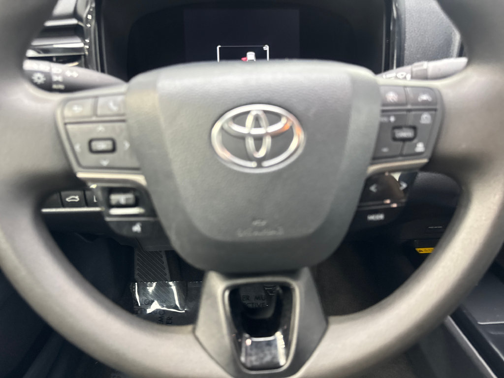 Used 2025 Toyota Camry LE FWD image 60