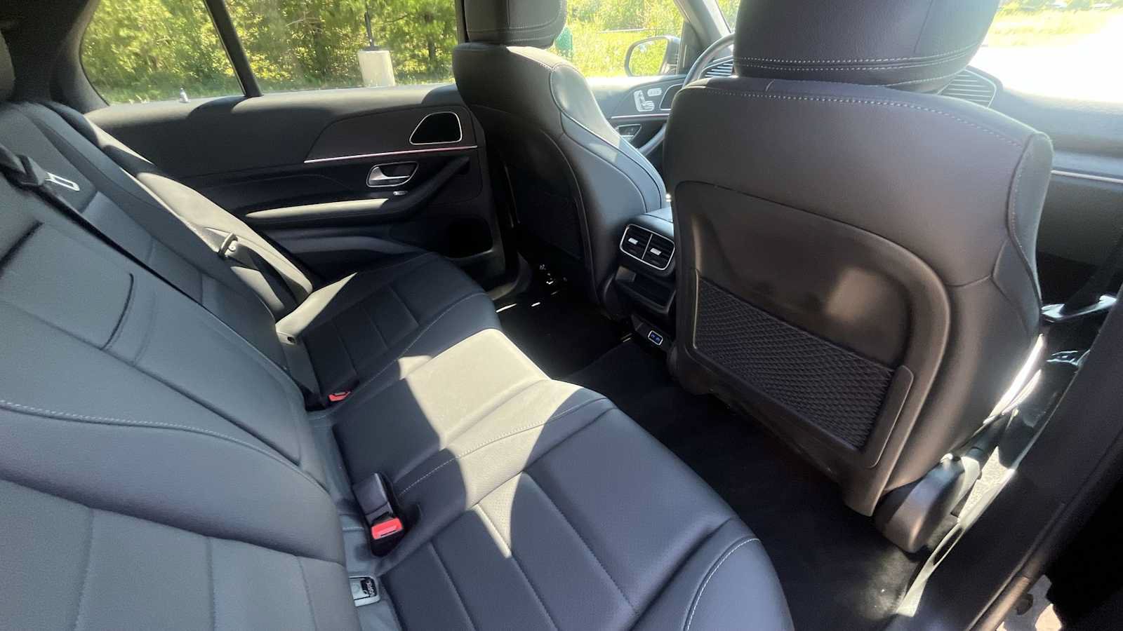 Used 2025 Mercedes-Benz GLE 350 4MATIC image 11