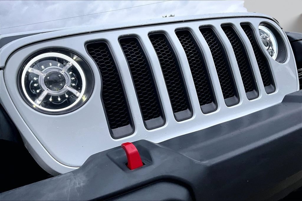 Used 2023 Jeep Wrangler Unlimited Rubicon AWD/4WD image 30
