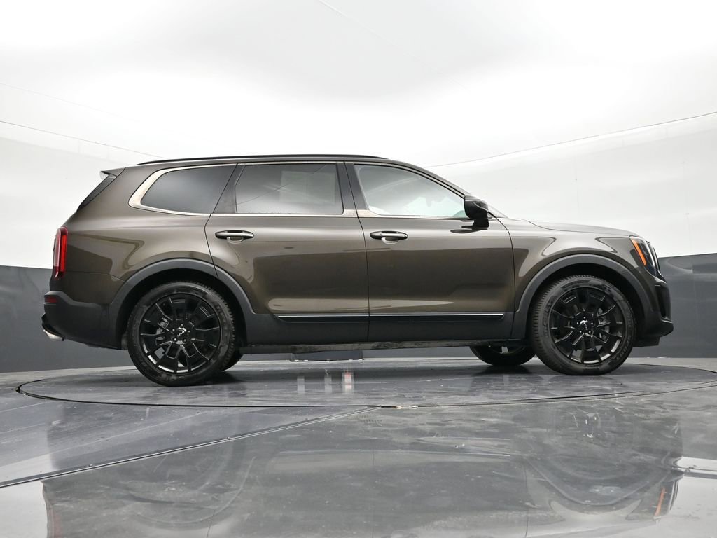 Used 2022 Kia Telluride EX w/ EX Premium Package image 25