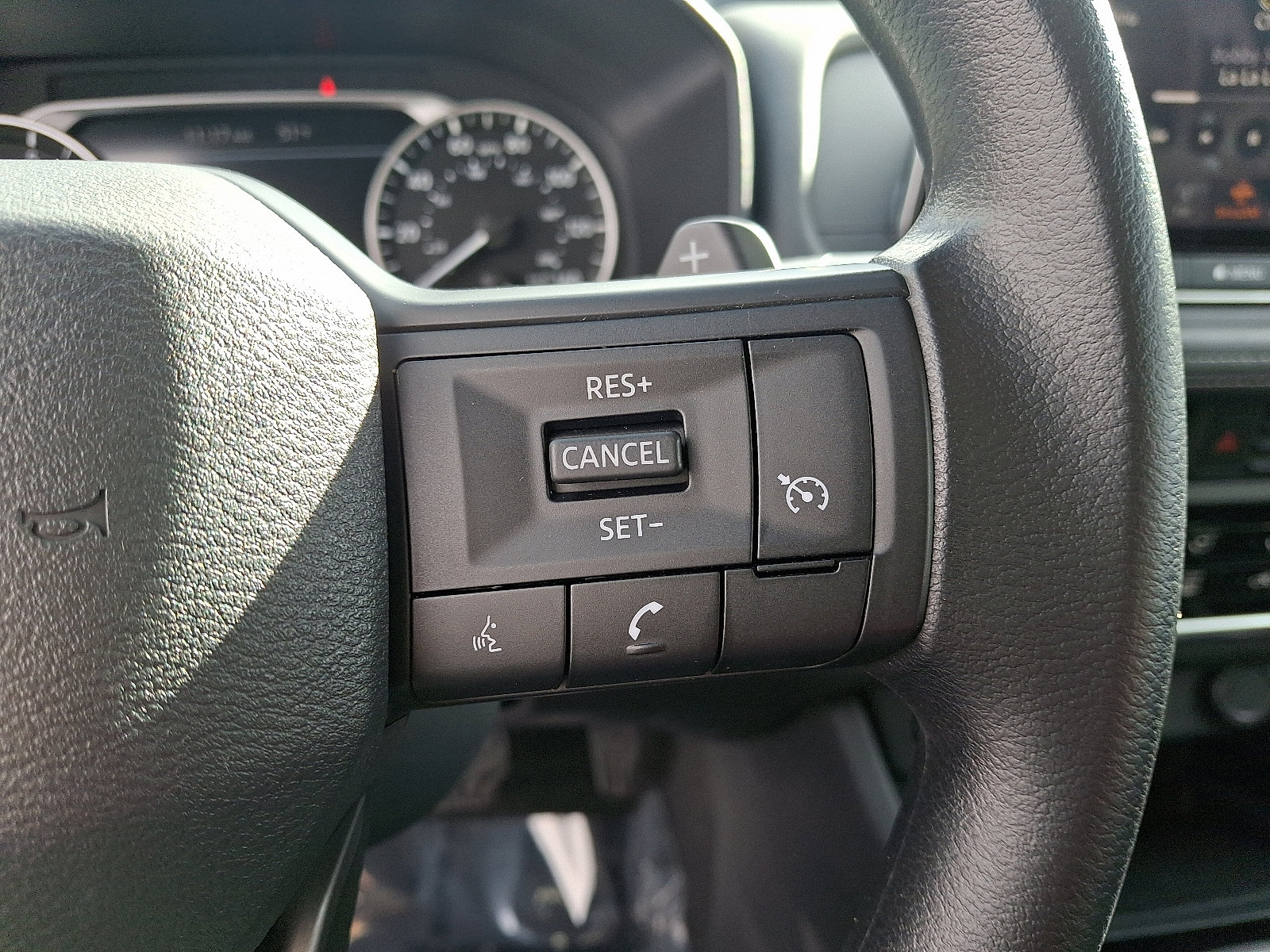 Certified 2025 Nissan Rogue S image 21