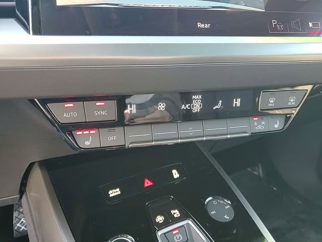 Used 2024 Audi Q4 e-tron Premium Plus w/ Premium Plus image 23