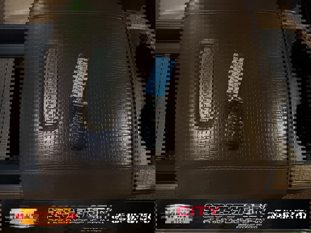 Used 2019 RAM 1500 Limited image 47