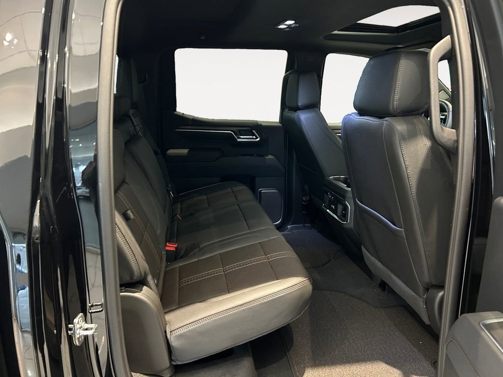 New 2026 Chevrolet Silverado 1500 High Country w/ Midnight Edition image 11