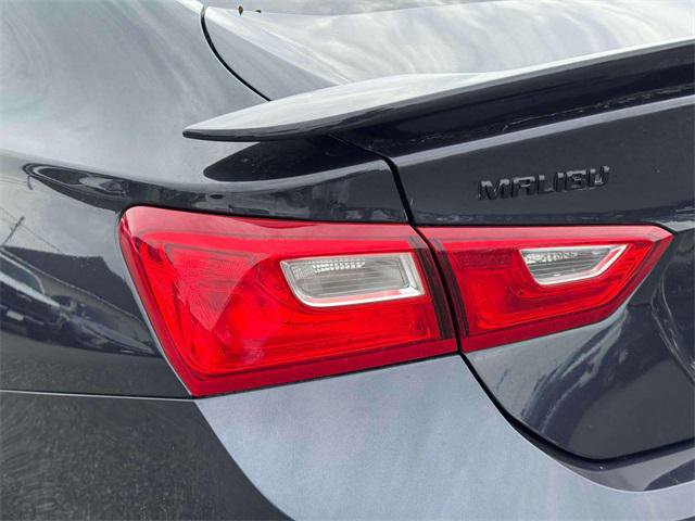 Used 2023 Chevrolet Malibu RS image 9