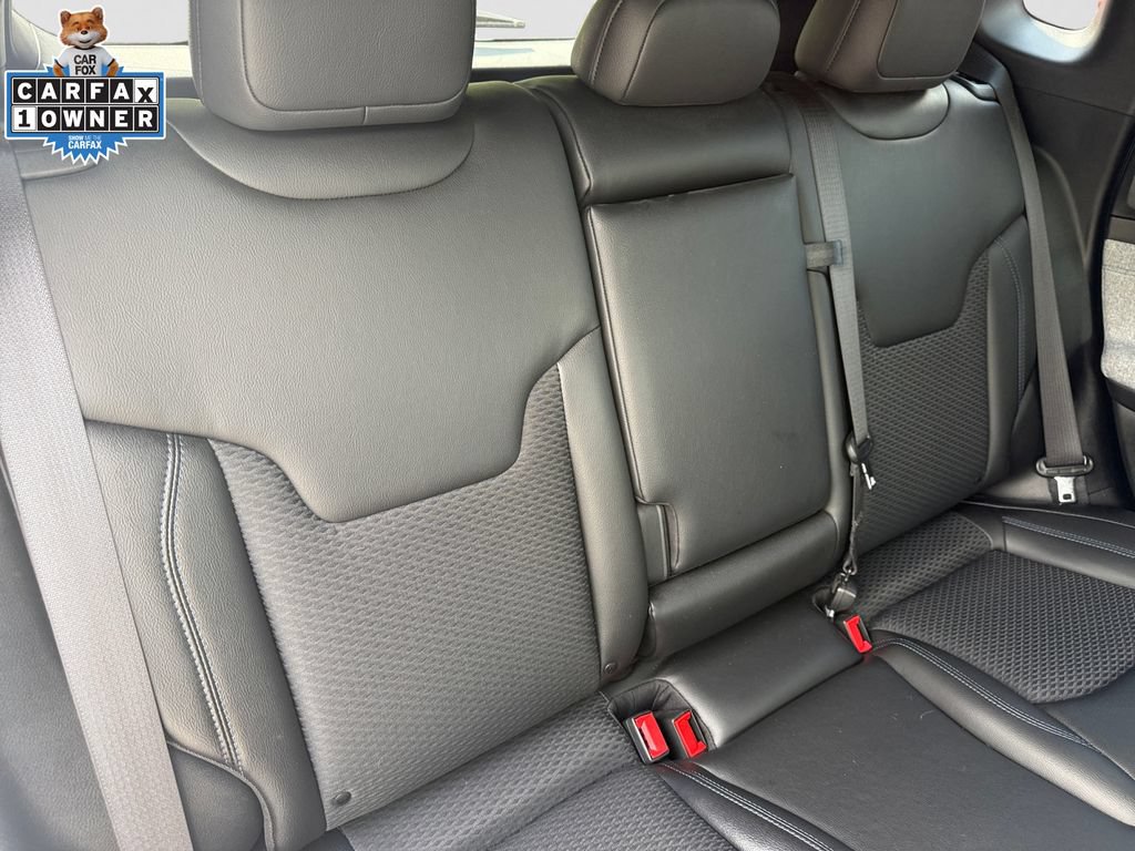 Used 2023 Jeep Compass Latitude AWD/4WD image 16