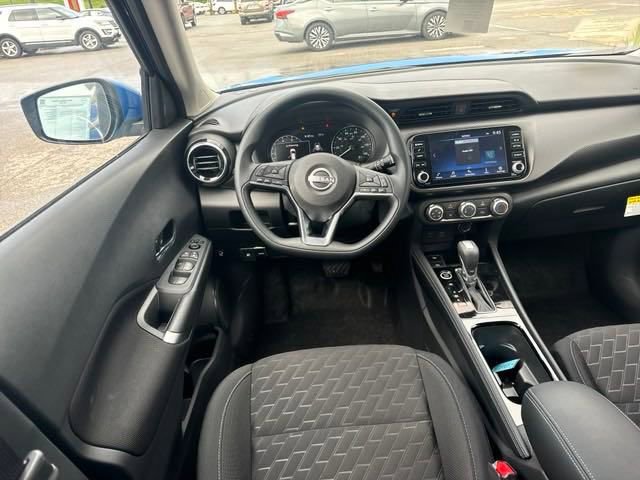 Used 2024 Nissan Kicks SV w/ Interior Electronics Package image 13