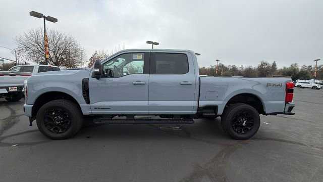 New 2026 Ford F250 Lariat w/ Black Appearance Package image 7