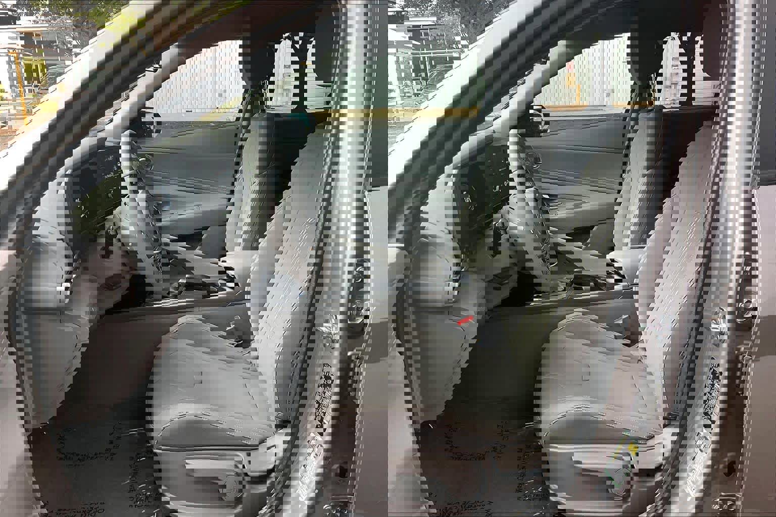 Certified 2025 Hyundai Elantra Sport image 8