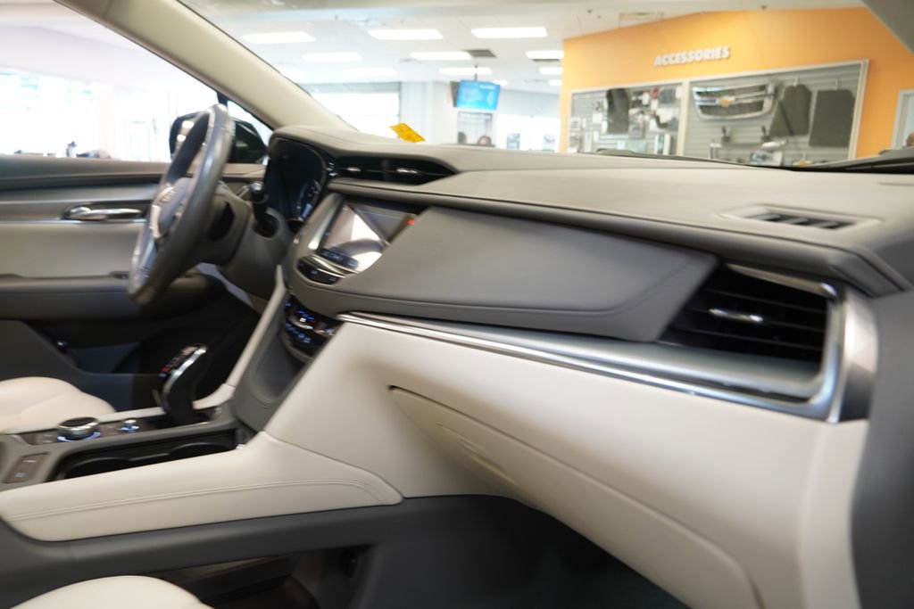 Used 2021 Cadillac XT5 Premium Luxury AWD/4WD image 27