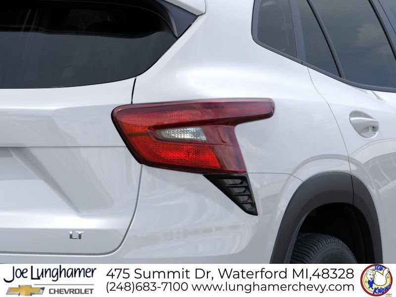 New 2026 Chevrolet Trax LT w/ LT Convenience Package FWD image 12