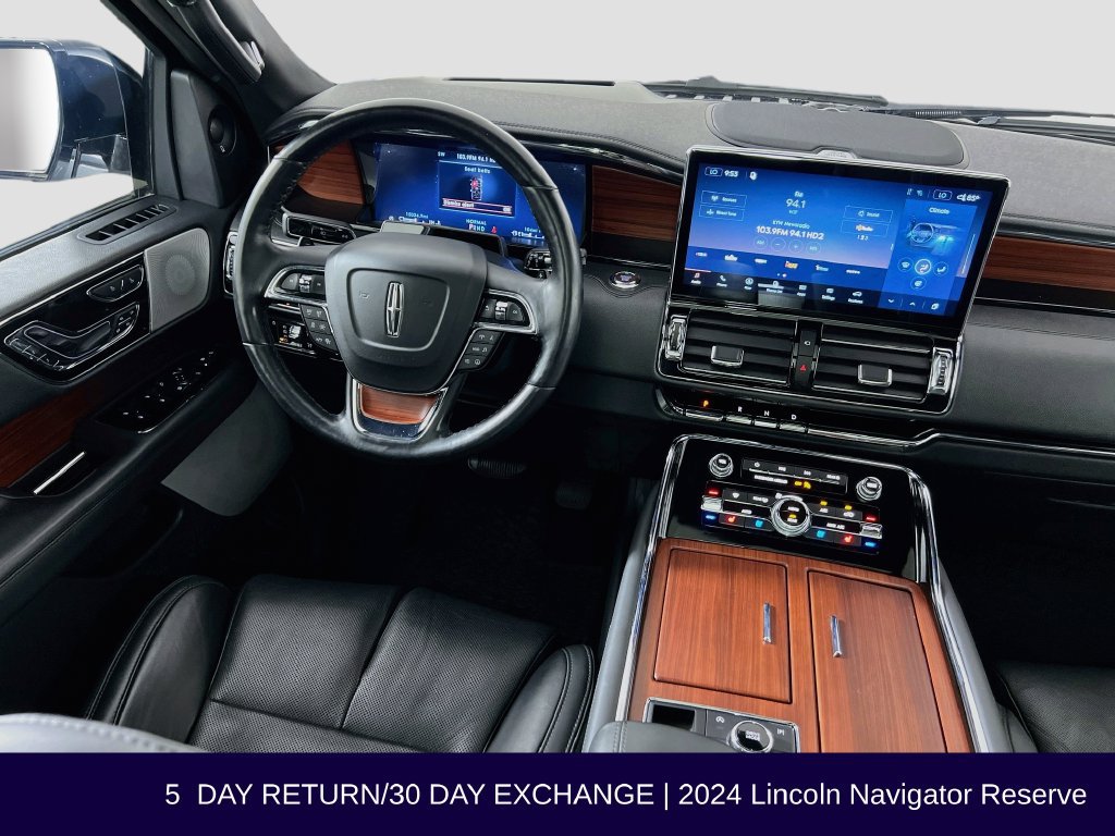 Used 2024 Lincoln Navigator Reserve AWD/4WD image 29