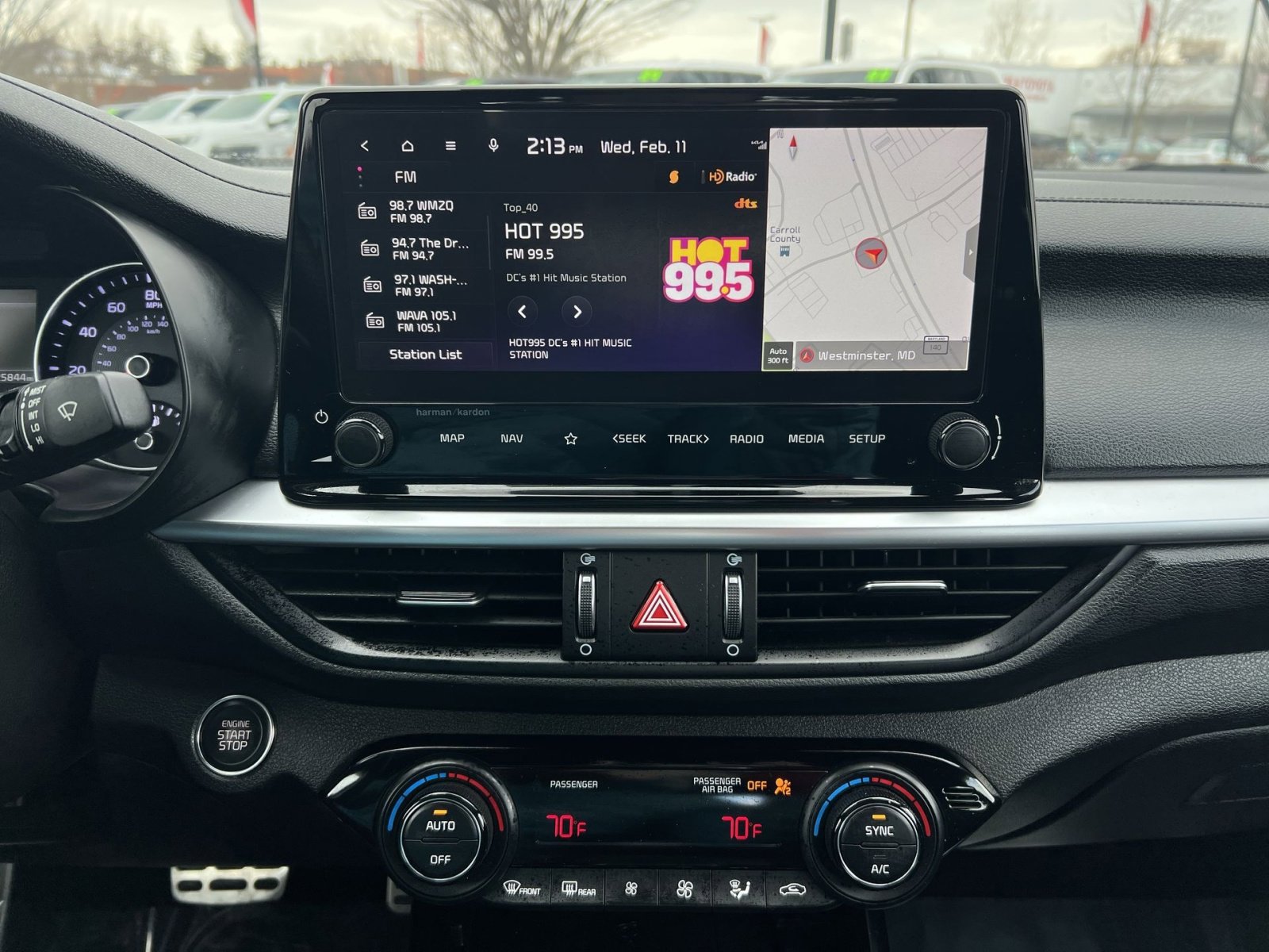 Used 2023 Kia Forte GT-Line w/ GT-Line Premium Package image 17