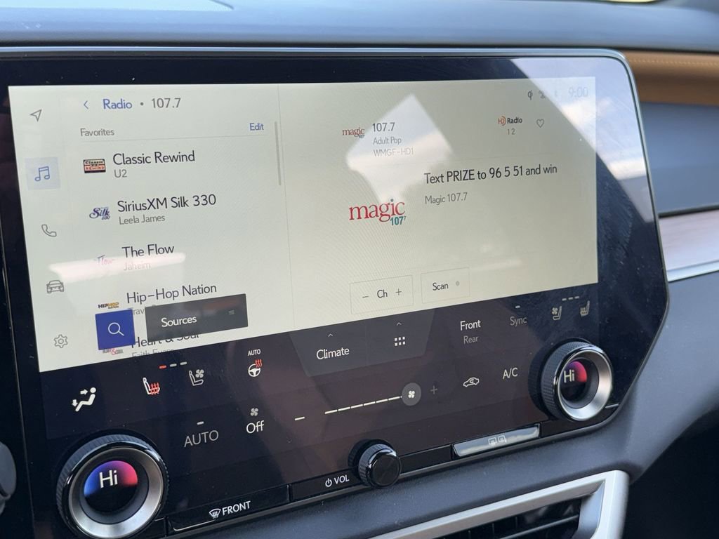 Used 2025 Lexus RX 350 Premium w/ Accessory Package (Z1) image 23