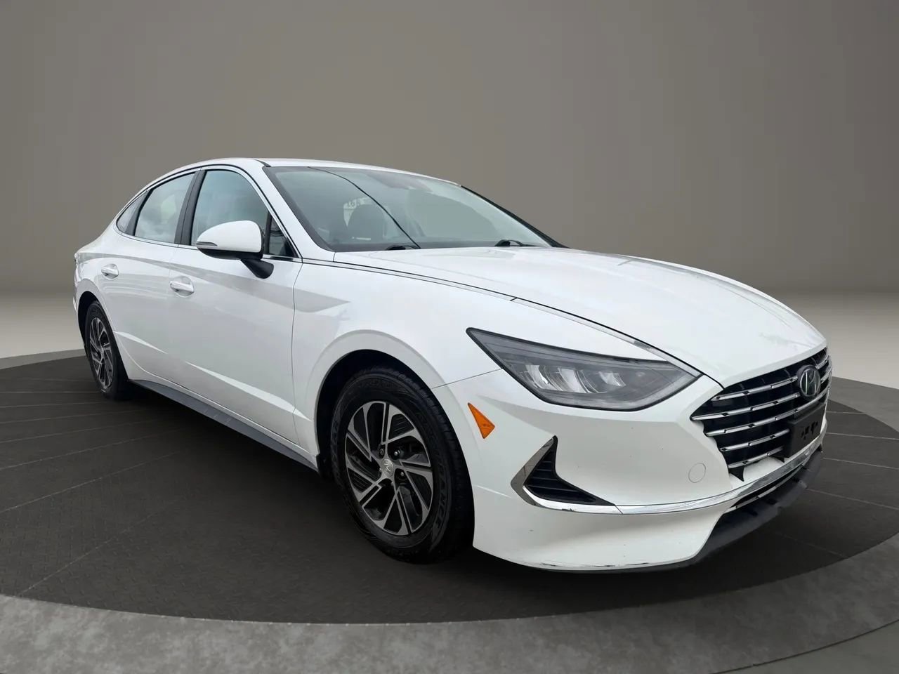 Used 2022 Hyundai Sonata Blue image 3