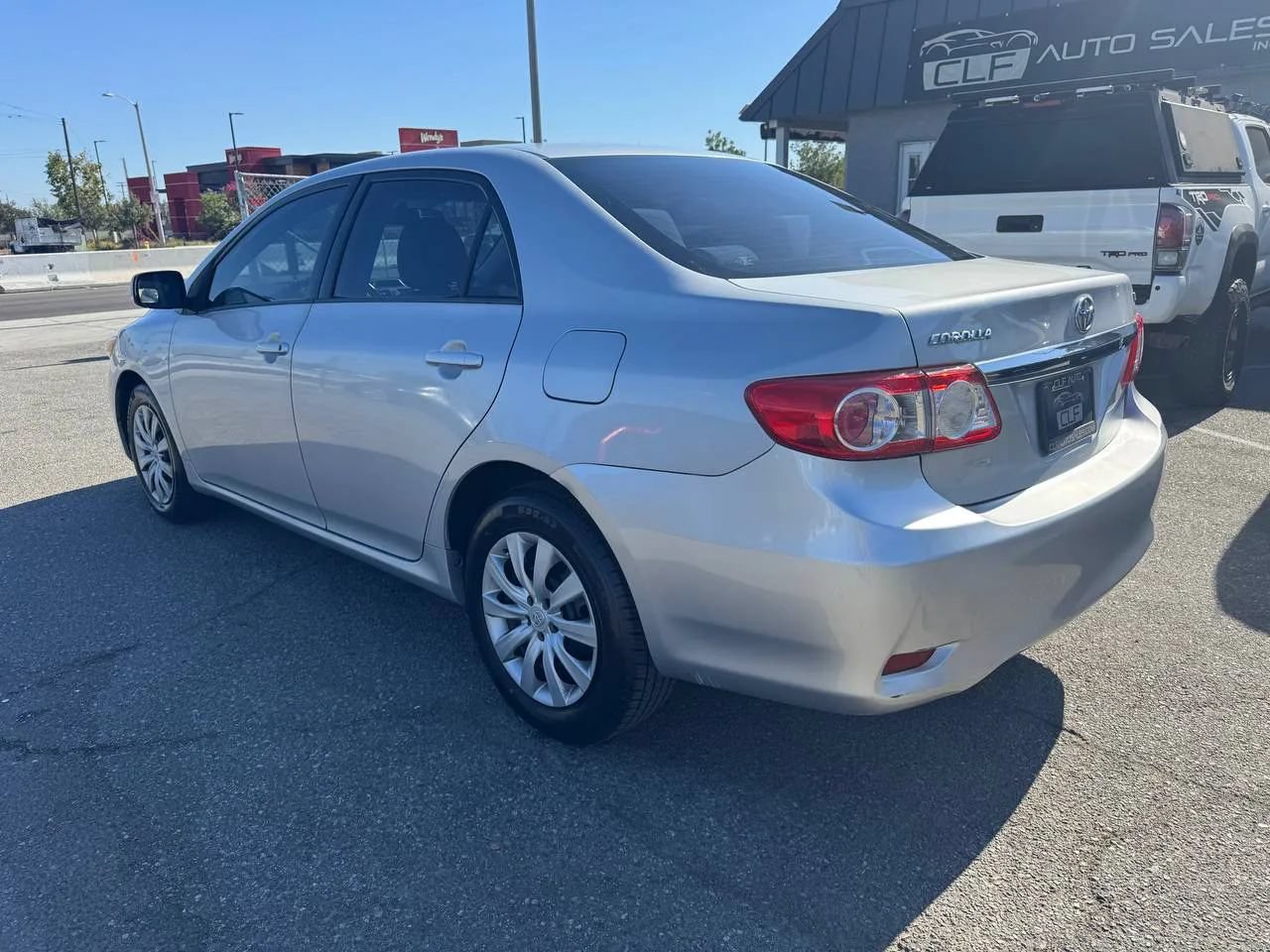 Used 2012 Toyota Corolla LE FWD image 5