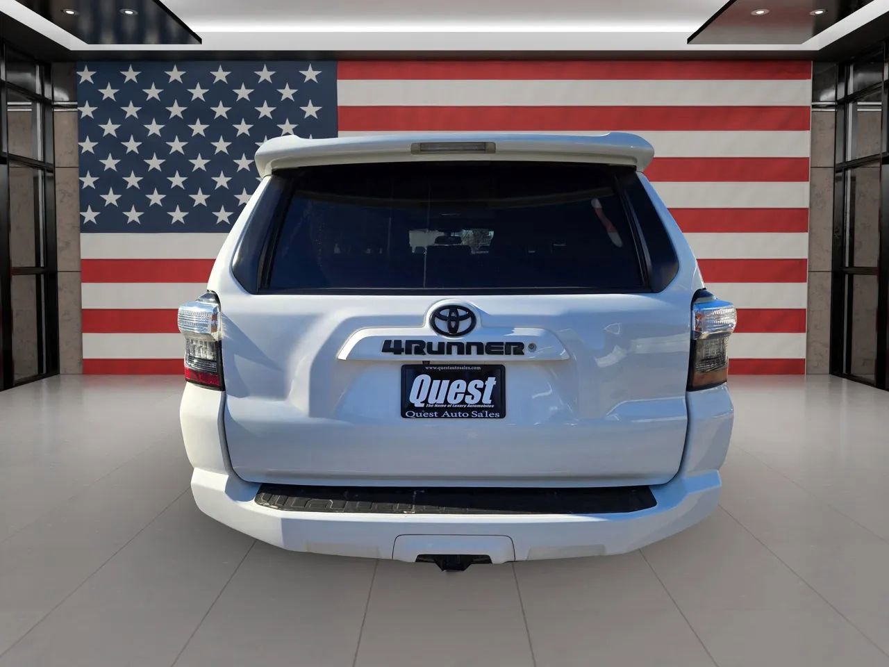 Used 2017 Toyota 4Runner SR5 Premium image 7
