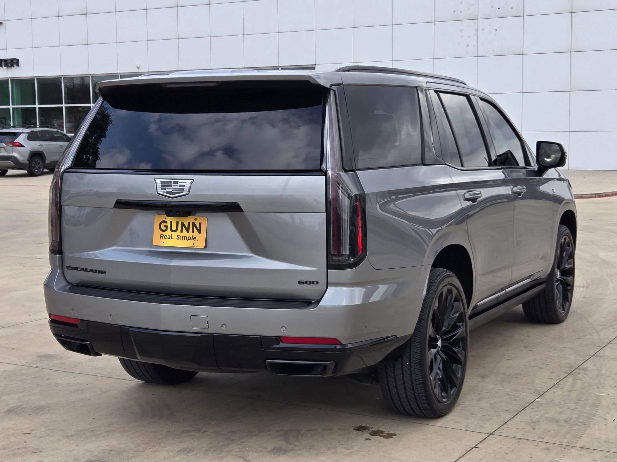 Certified 2025 Cadillac Escalade Sport Platinum w/ LPO, ONYX Package AWD/4WD image 7