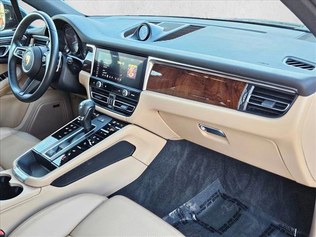 Used 2023 Porsche Macan S AWD/4WD image 21