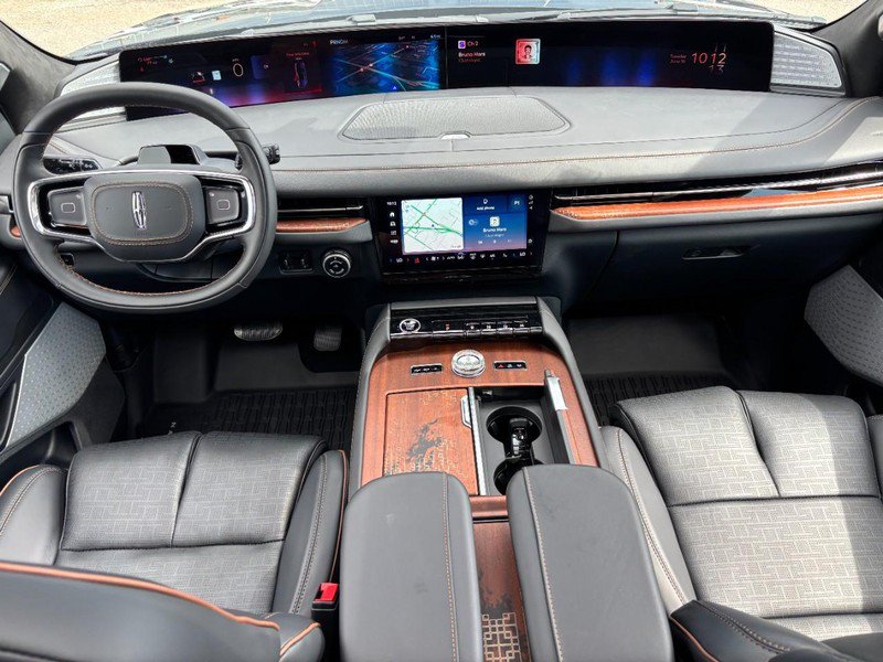 New 2026 Lincoln Navigator Black Label AWD/4WD image 11