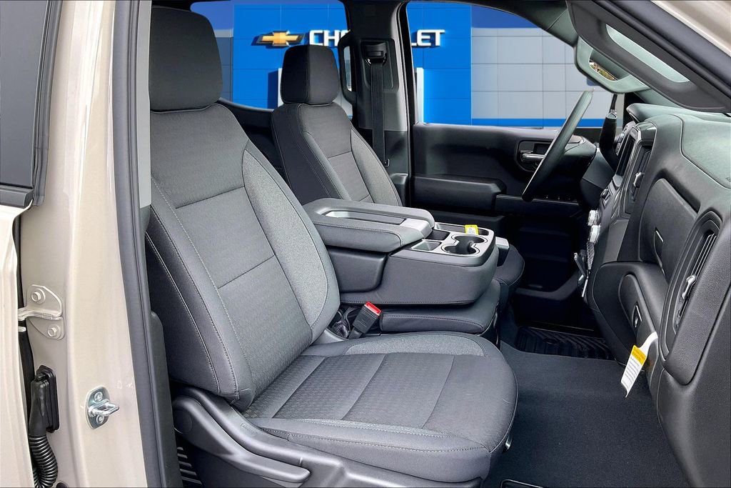 New 2026 GMC Sierra 1500 Pro w/ Graphite Edition image 11