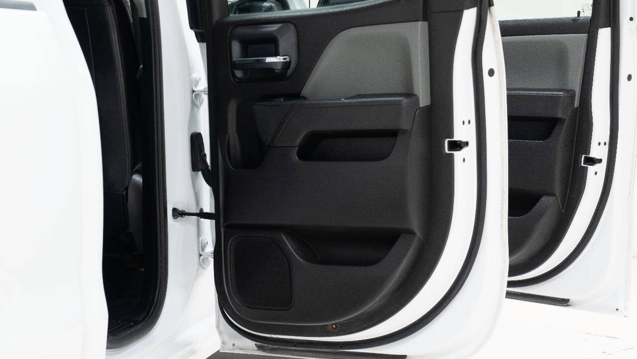 Used 2018 Chevrolet Silverado 1500 W/T RWD image 21