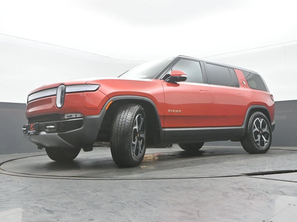 Used 2024 Rivian R1S Adventure AWD/4WD image 29