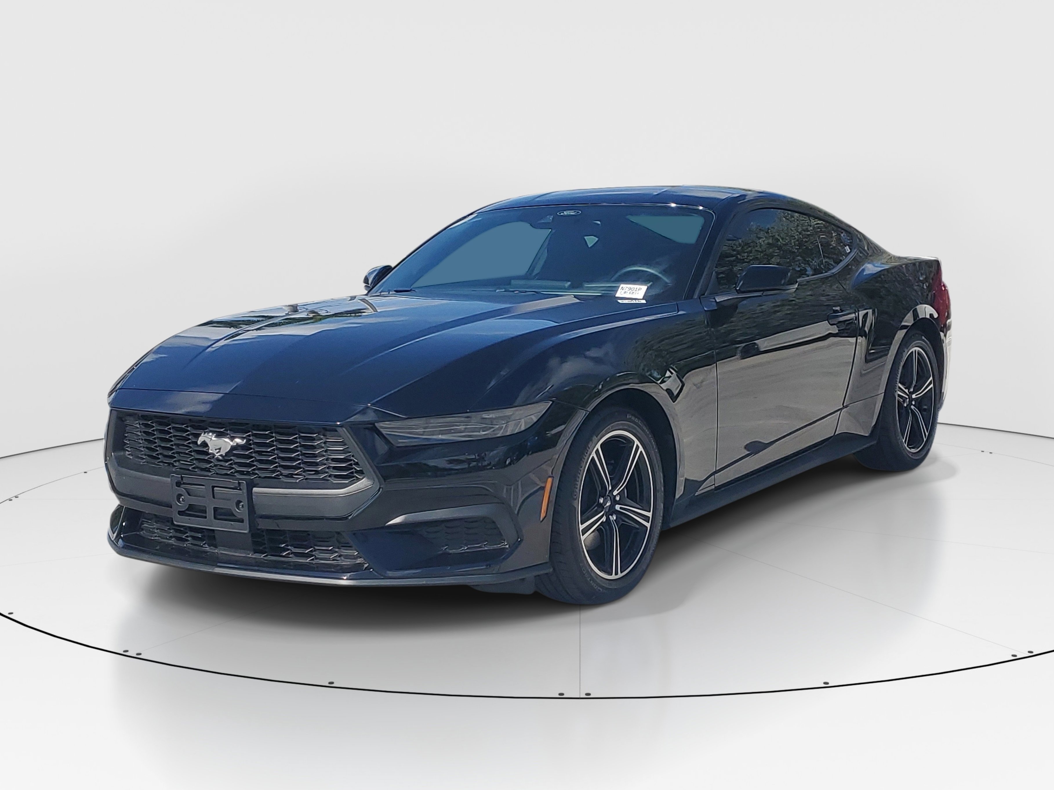 Used 2025 Ford Mustang Coupe image 5