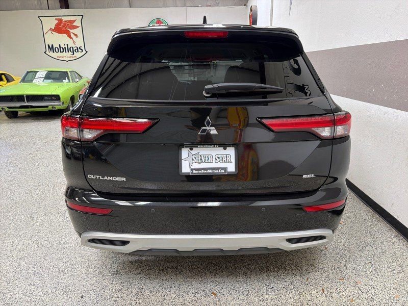 Used 2022 Mitsubishi Outlander SEL FWD image 35