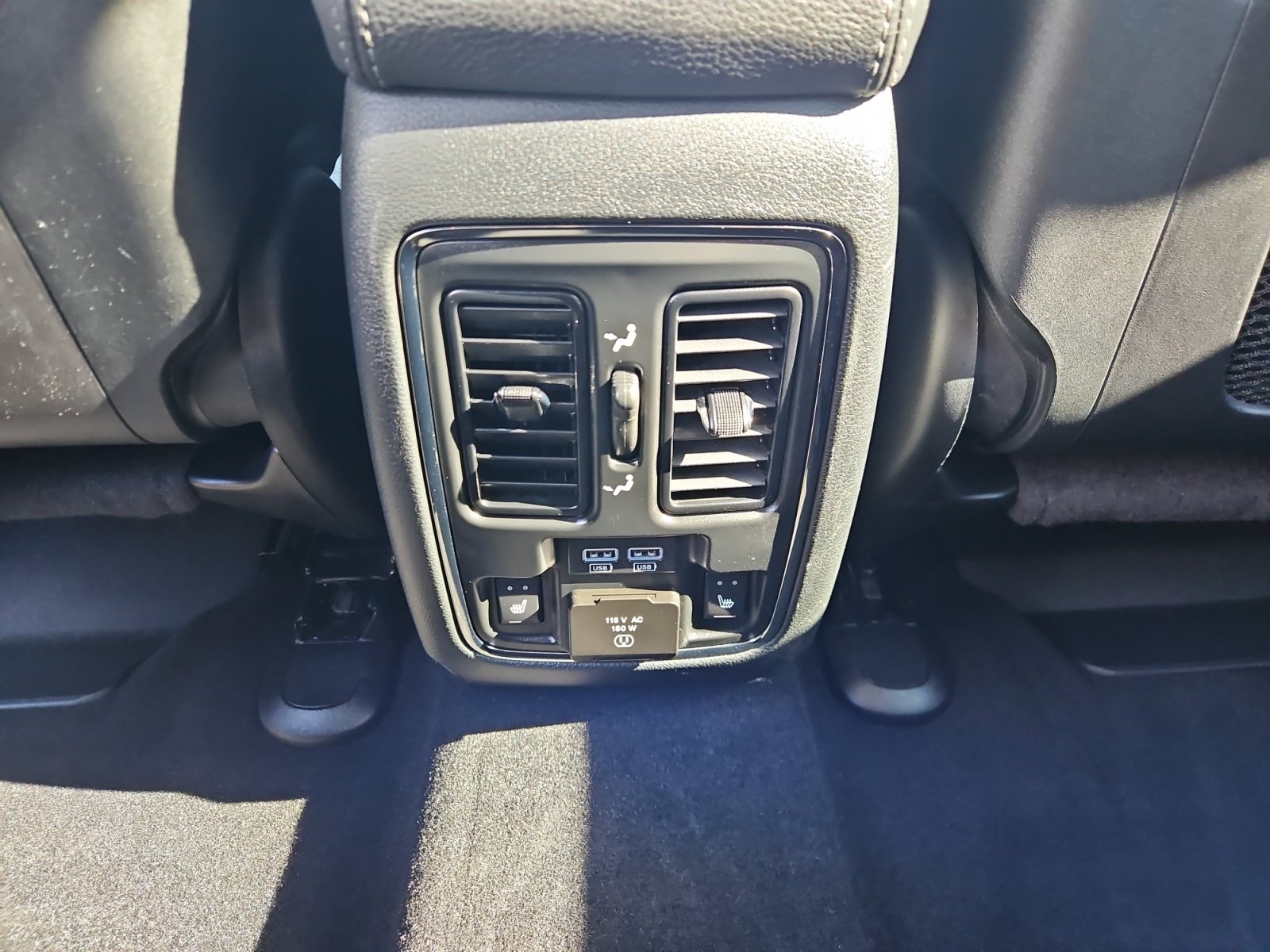 Used 2019 Jeep Grand Cherokee Summit AWD/4WD image 13