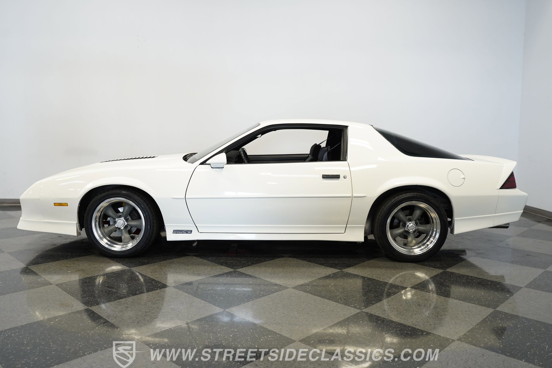 Used 1988 Chevrolet Camaro LT image 7