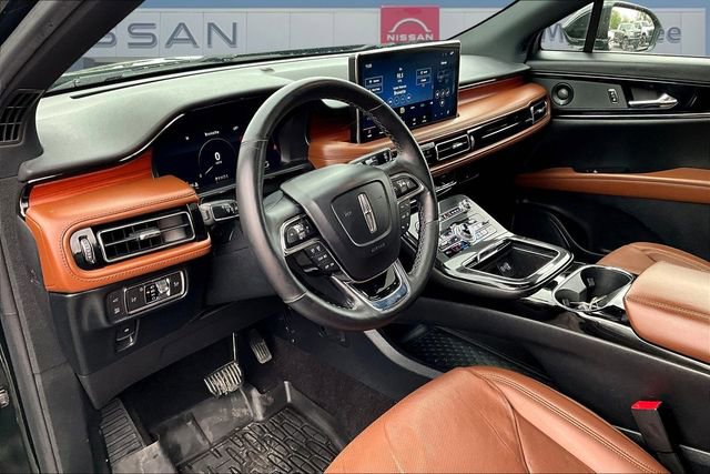 Used 2021 Lincoln Nautilus Reserve w/ Class II Trailer Tow Package image 14