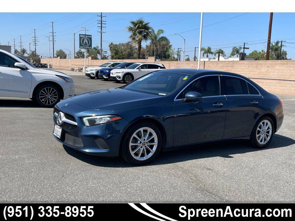 Used 2021 Mercedes-Benz A 220 image 1