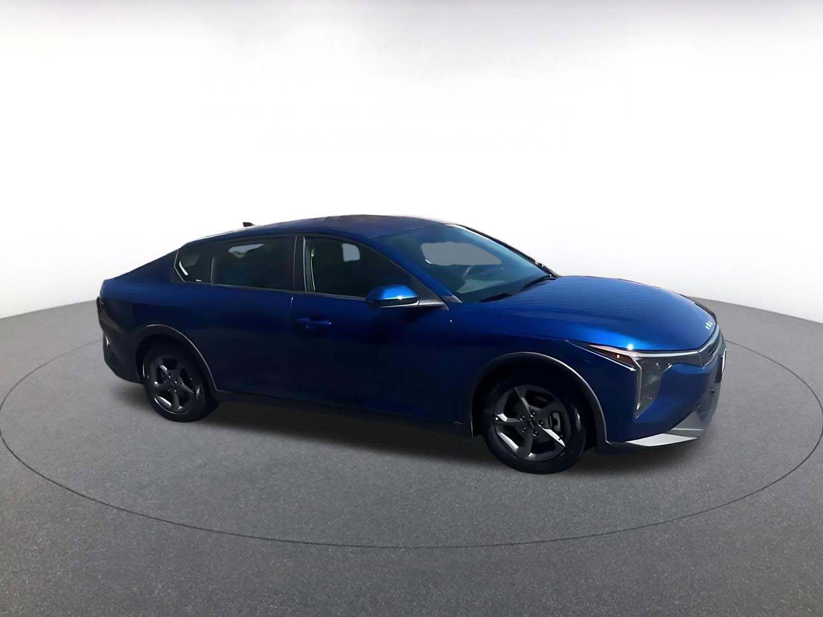Used 2025 Kia K4 FWD video 2