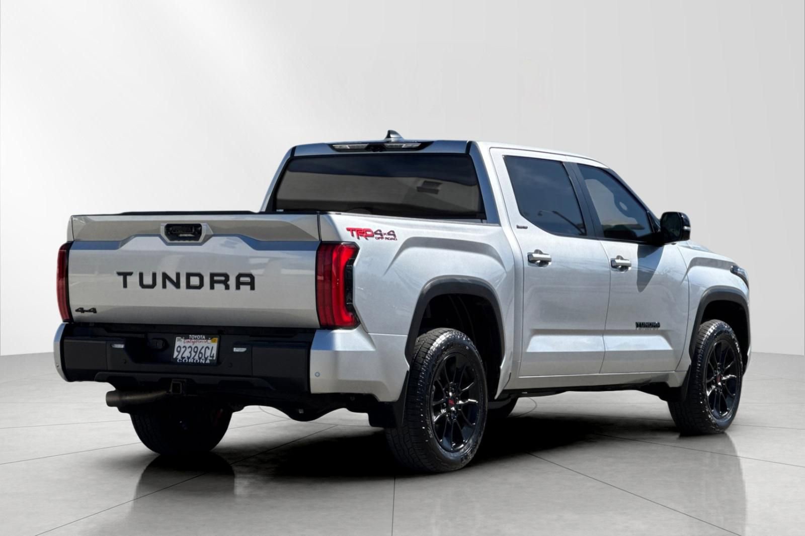 Used 2025 Toyota Tundra Limited image 3