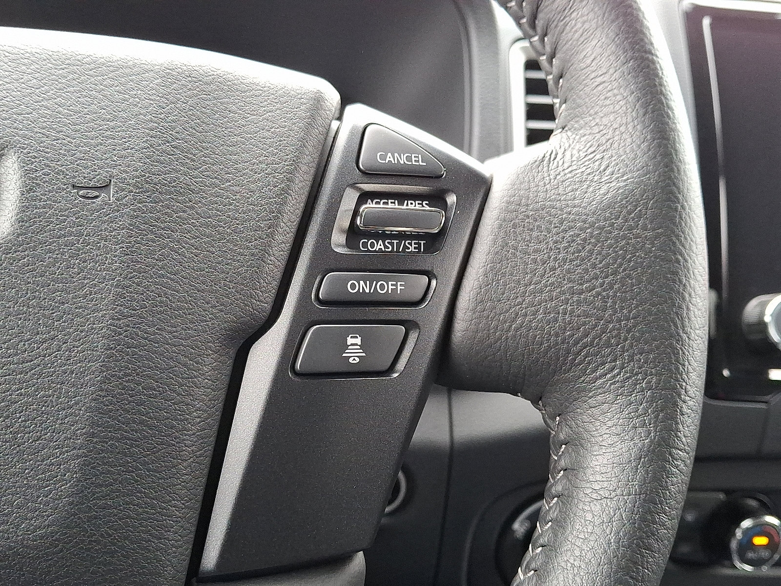 Certified 2023 Nissan Frontier SV w/ Technology Package image 24