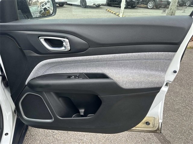 Certified 2023 Jeep Compass Sport image 8