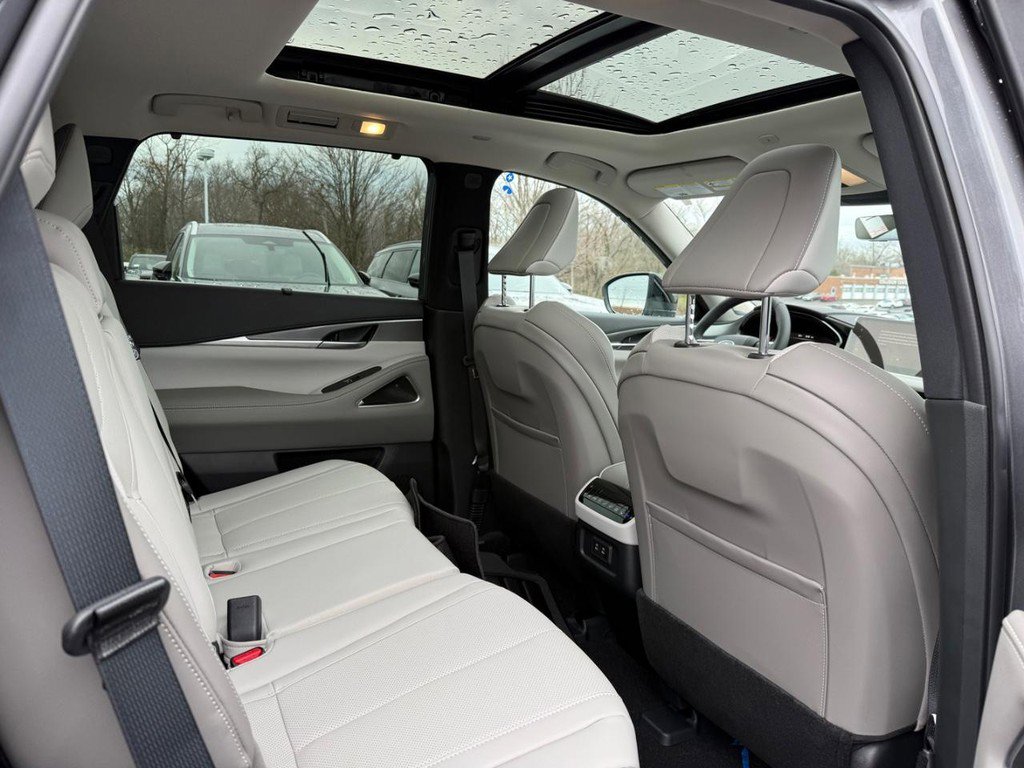 New 2026 INFINITI QX60 Luxe w/ Cargo Package image 6