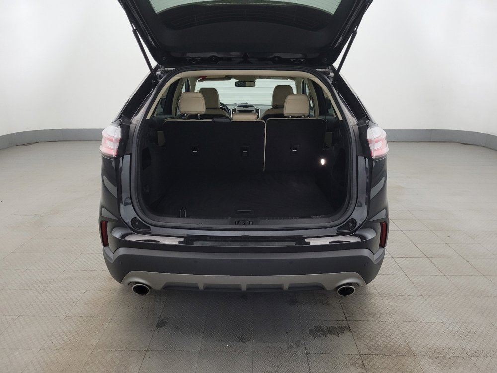 Used 2020 Ford Edge SEL image 29
