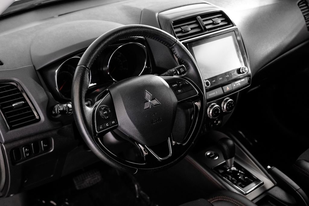 Used 2024 Mitsubishi Outlander Sport AWD image 14