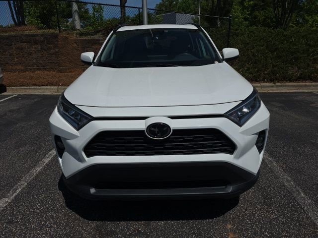 Used 2021 Toyota RAV4 XLE w/ Convenience Package image 2