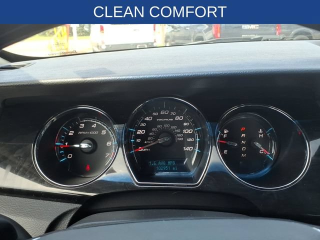 Used 2010 Ford Taurus Limited FWD image 22